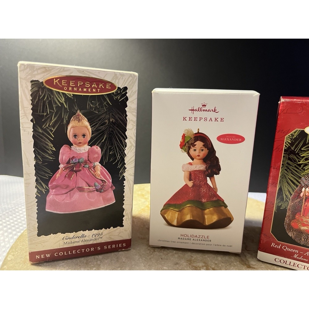 3 Hallmark Keepsake Madame Alexander Dolls Red Queen, Cinderella & Hollidazzle - Picture 2 of 4
